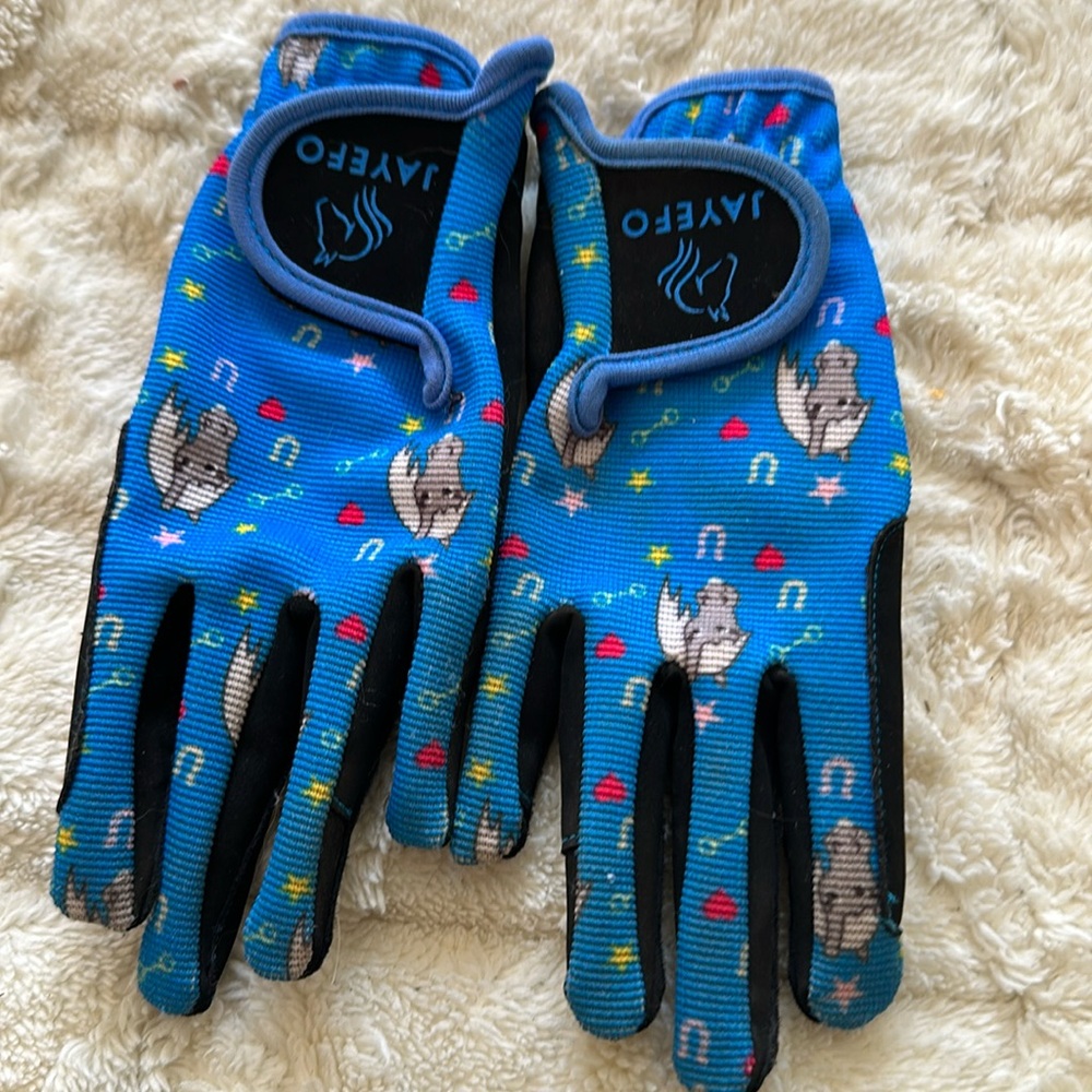 Equine riding gloves
